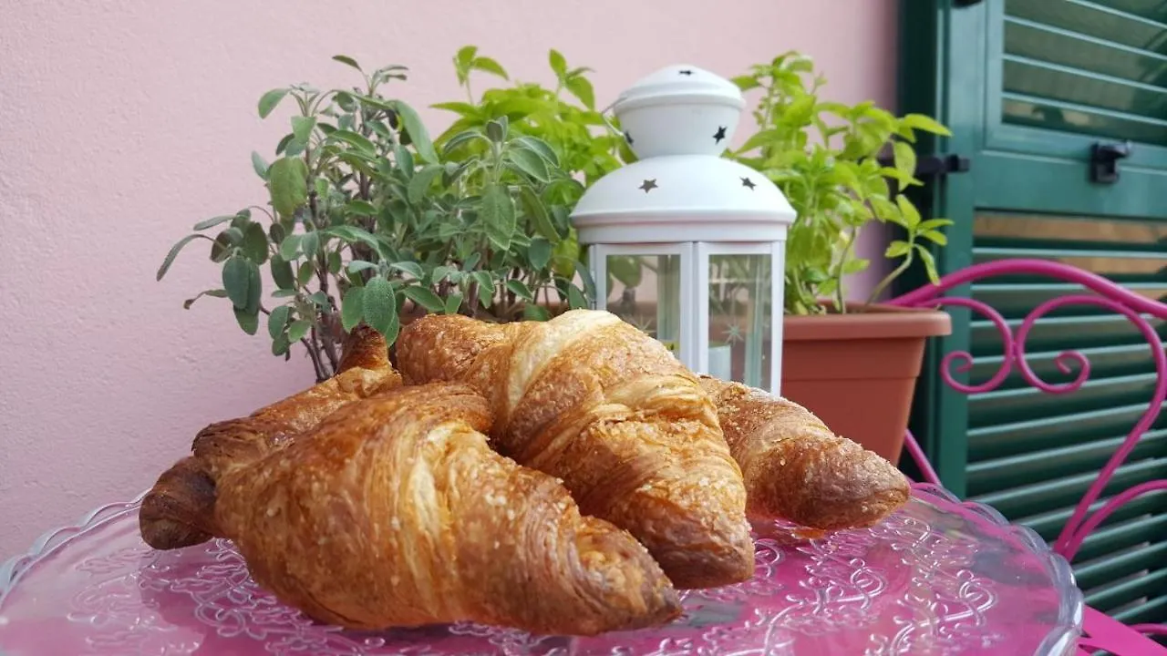 B&B Poggio Di Balestrino ベッド・アンド・ブレックファスト
